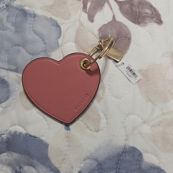 NWT Coach Heart Keychain/Purse Charm - Picture 6 of 8